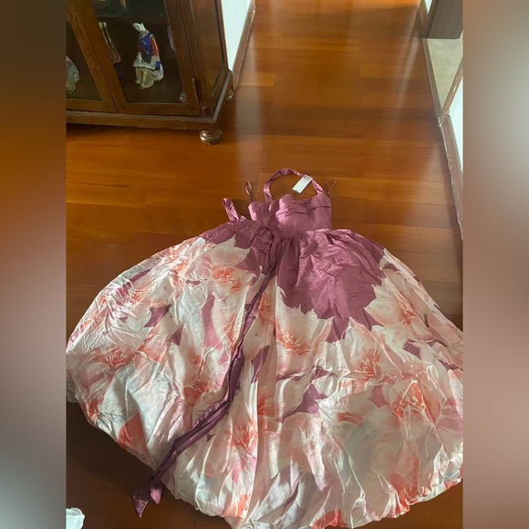 Leo Lin Nadia Voluminous Gown in Orient Print in Hibiscus AU6/US2 NWT - Picture 4 of 4